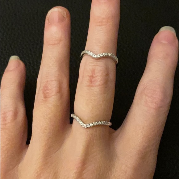 Chevron Ring - Solid Silver & Rhodium pave - Picture 2 of 6